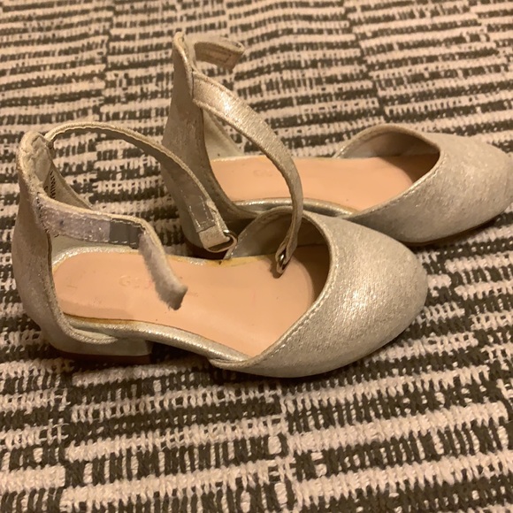 George sparkly silver size 6 girls heel - Picture 4 of 4
